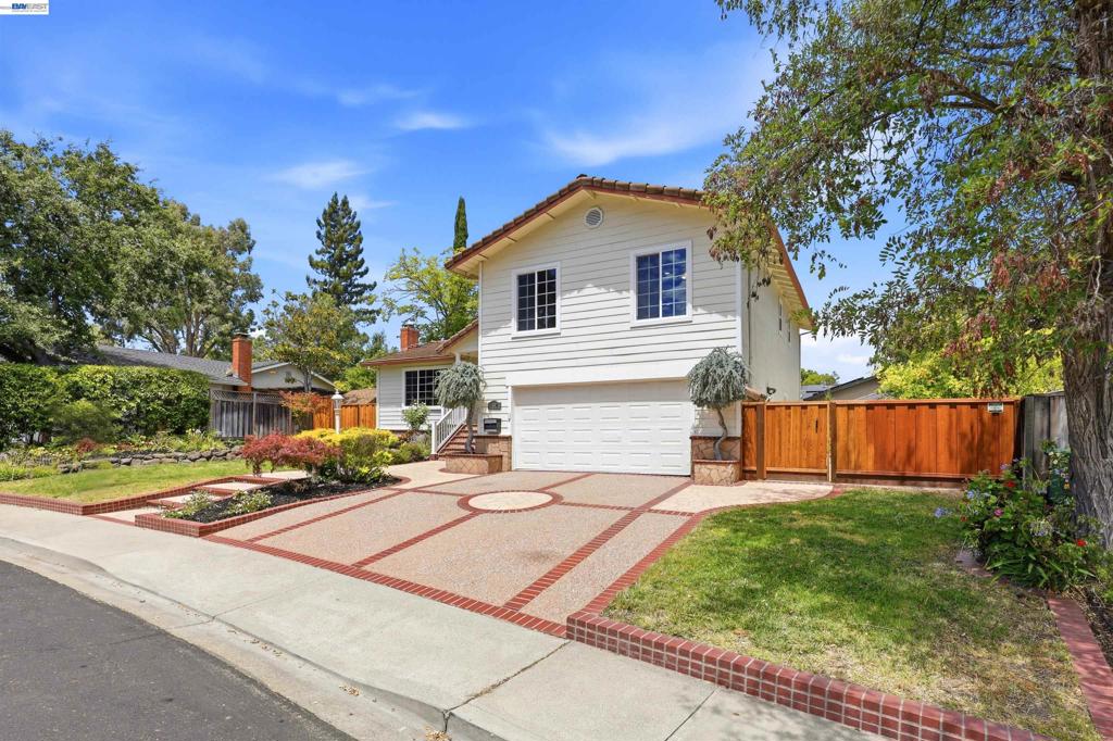 104 Scarboro Pl PL, San Ramon CA 94583
