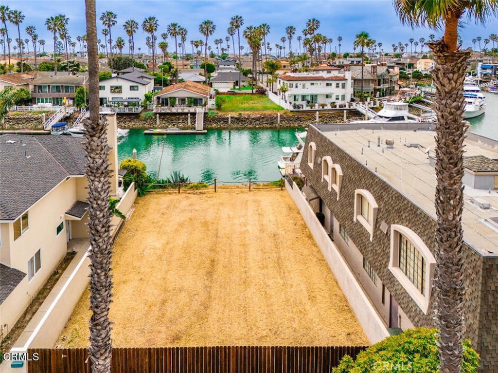 2711 Seahorse Avenue