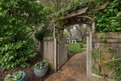 Photo of 1200 Woodland Avenue, Menlo Park, CA 94025 (MLS # ML82039874)