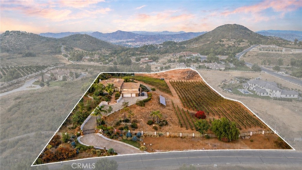 21384 Paseo Montana