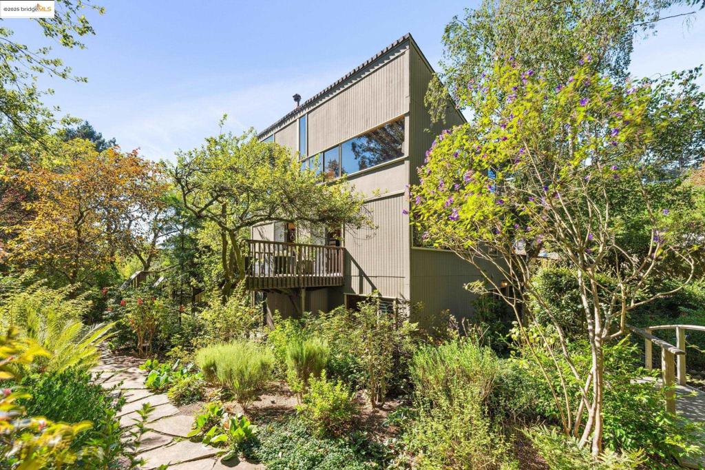 BERKELEY HILLS - Residential