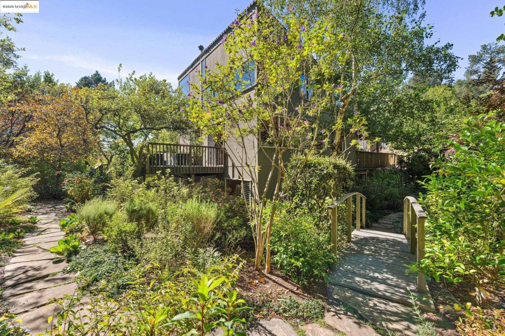 BERKELEY HILLS - Residential