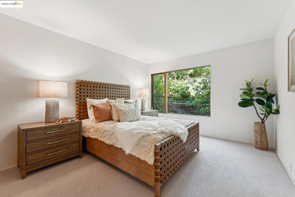 BERKELEY HILLS - Residential