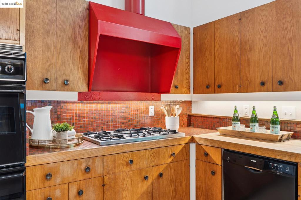 BERKELEY HILLS - Residential