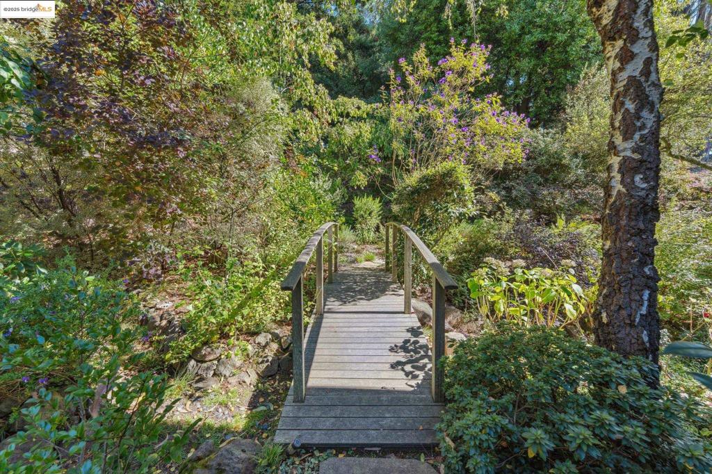 BERKELEY HILLS - Residential