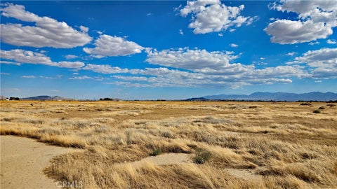 Photo of 0 SE Cor Ave H8 & 83rd St East, Lancaster, CA 93535 (MLS # SR26229758)