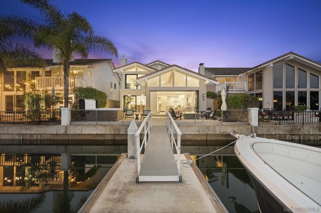41 Blue Anchor Cay Rd