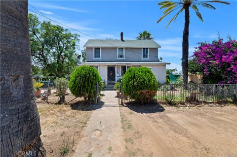 Photo of 257 Highland Ave, Riverside, CA 92507 (MLS # IG26139869)