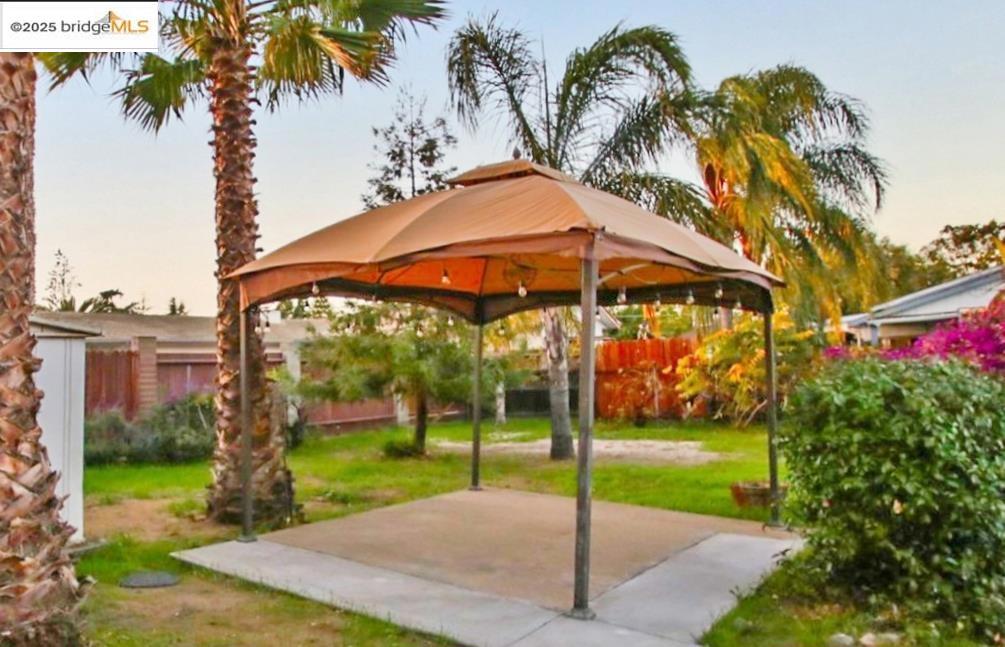 OAKLEY - Residential