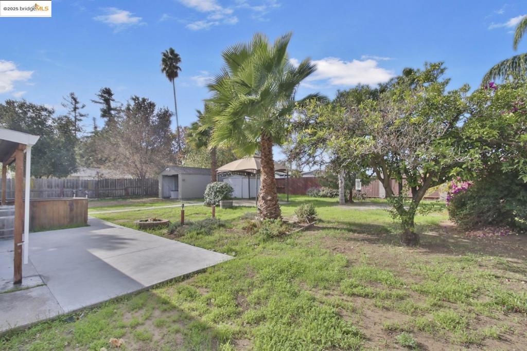 OAKLEY - Residential