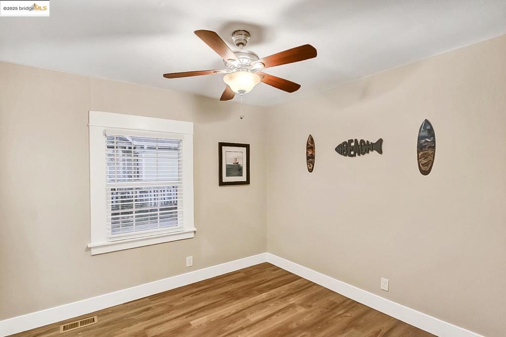 OAKLEY - Residential