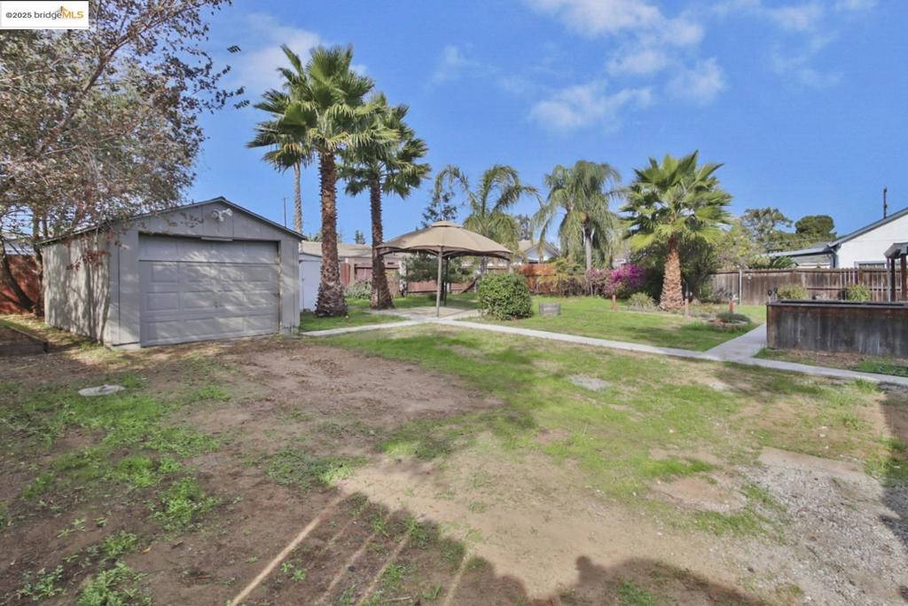 OAKLEY - Residential