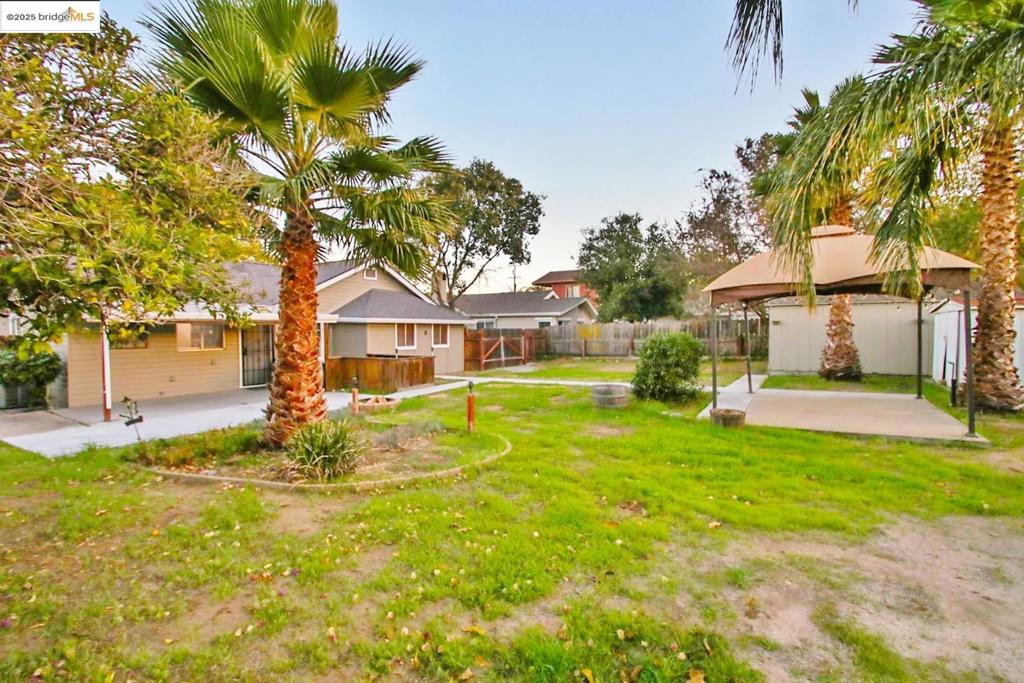 OAKLEY - Residential