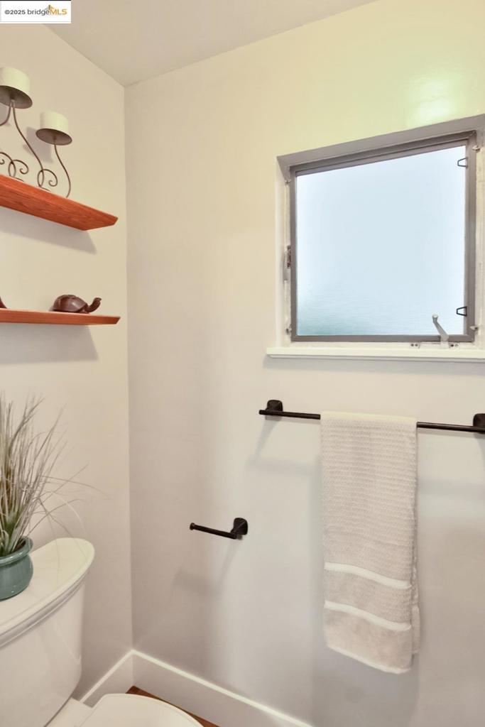 OAKLEY - Residential