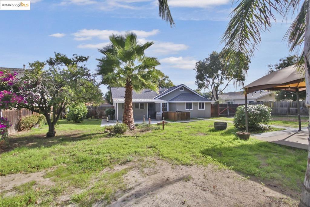 OAKLEY - Residential