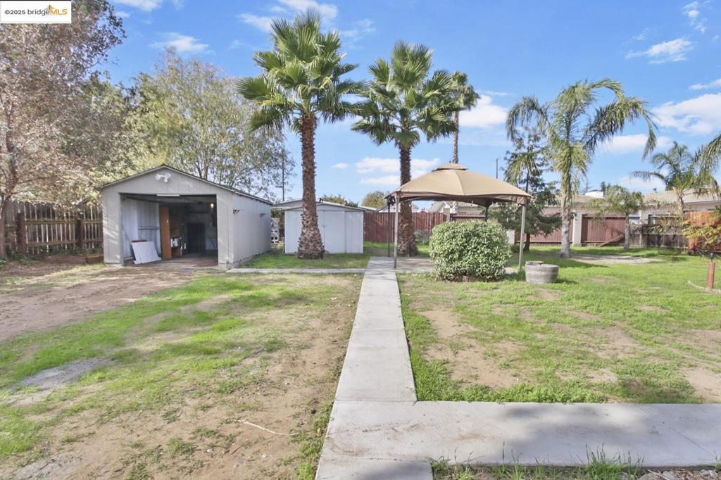 OAKLEY - Residential