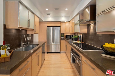 Photo of 1221 N Kings Road #307, West Hollywood, CA 90069 (MLS # 26995947)
