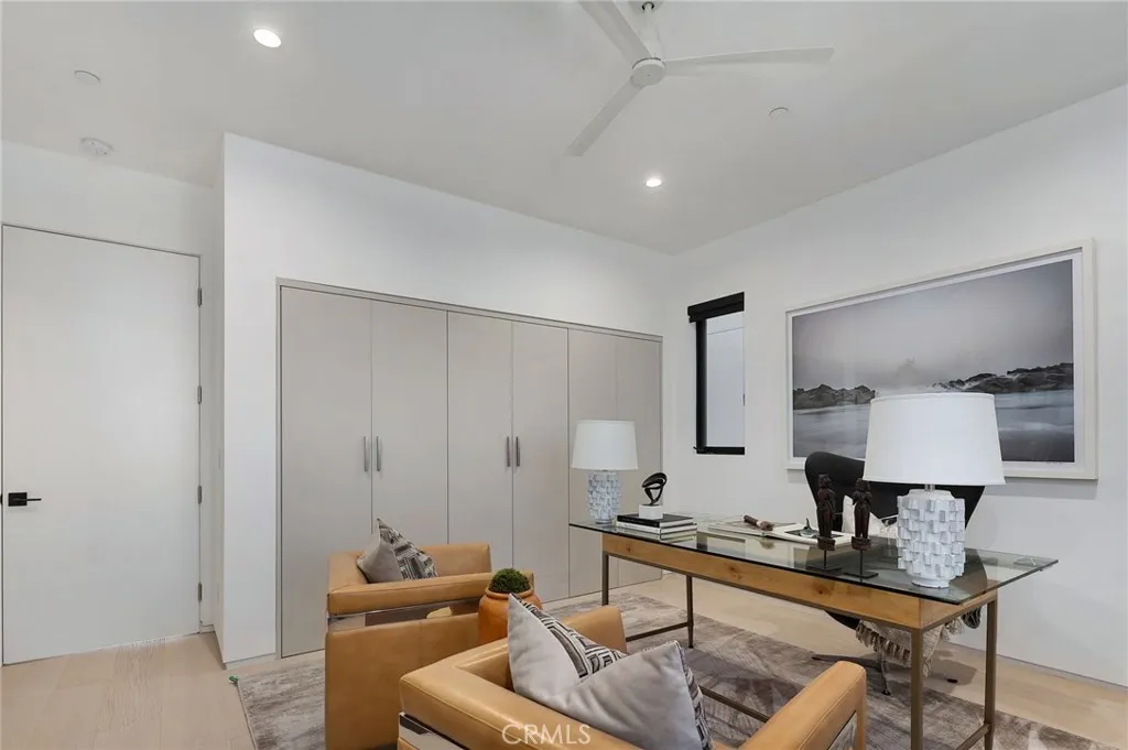 Venice, California 90291, United States, 4 Bedrooms Bedrooms, ,6 BathroomsBathrooms,Residential,Active,16719