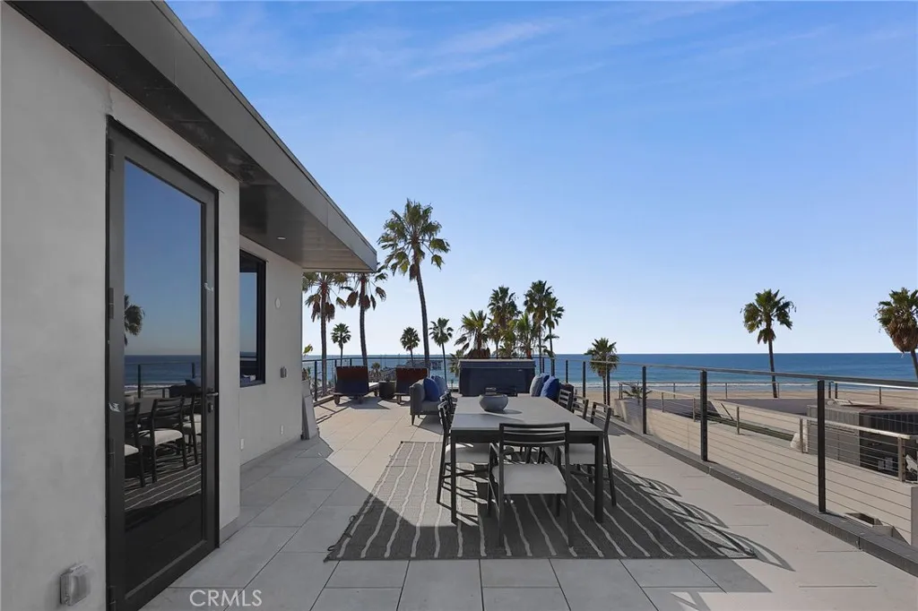 Venice, California 90291, United States, 4 Bedrooms Bedrooms, ,6 BathroomsBathrooms,Residential,Active,16719