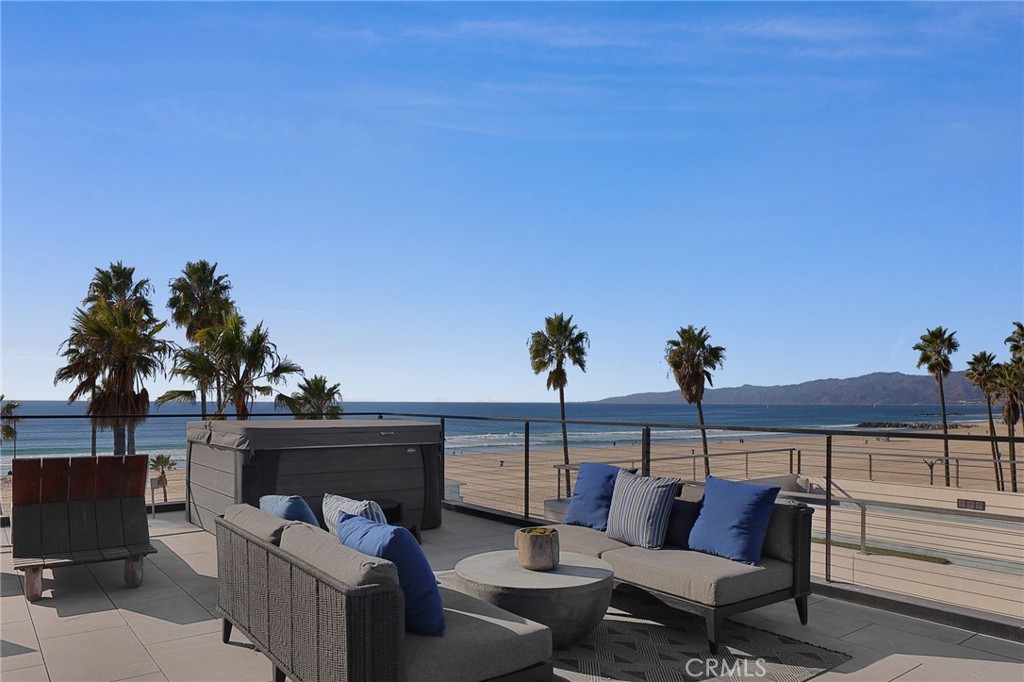 3011 Ocean Front Walk