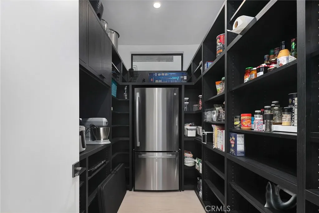 Venice, California 90291, United States, 4 Bedrooms Bedrooms, ,6 BathroomsBathrooms,Residential,Active,16719