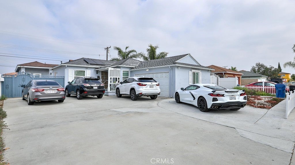9141 Jennrich Ave