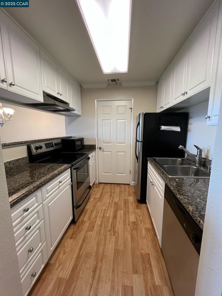 SIENNA HILLS - Residential