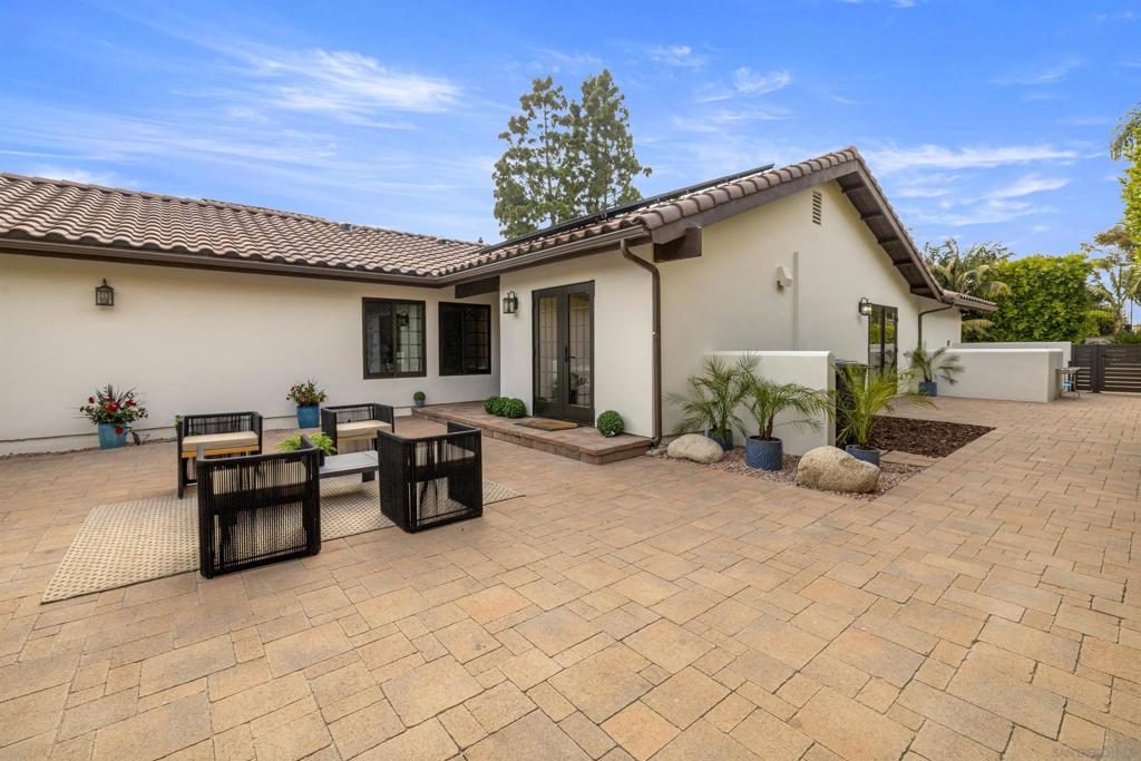 1524 SANTA ELENA CT.