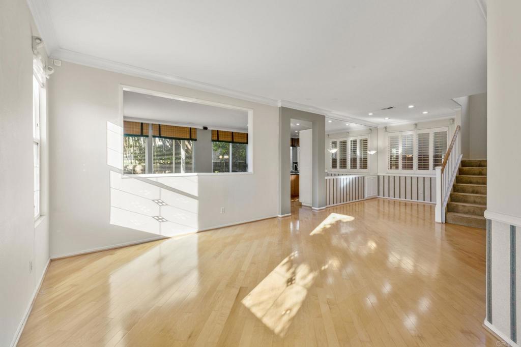 29604 Gracilior Drive