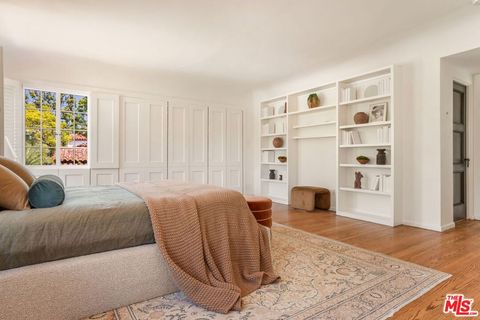 Tiny photo for 510 N Alta Drive, Beverly Hills, CA 90210 (MLS # 26828985)