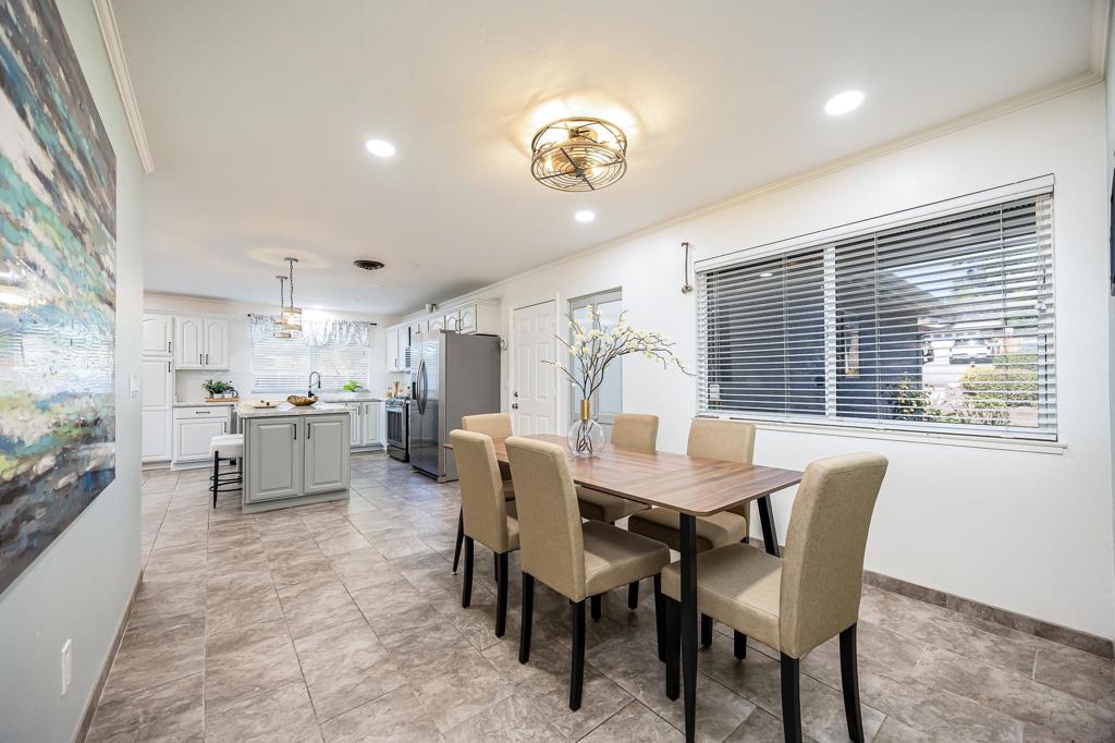 Lakeside - Residential