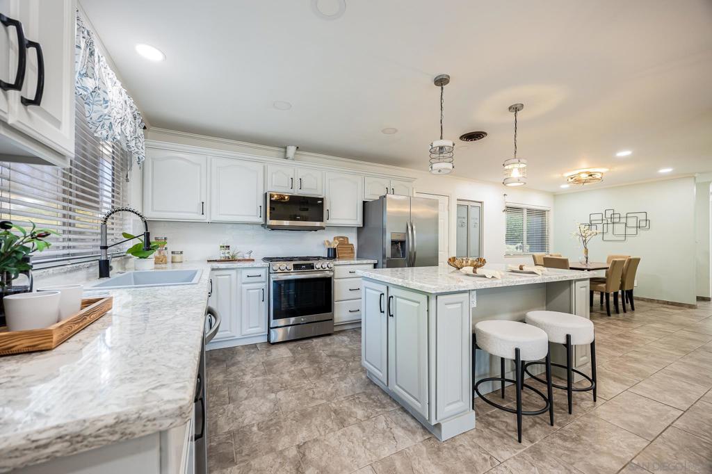 Lakeside - Residential
