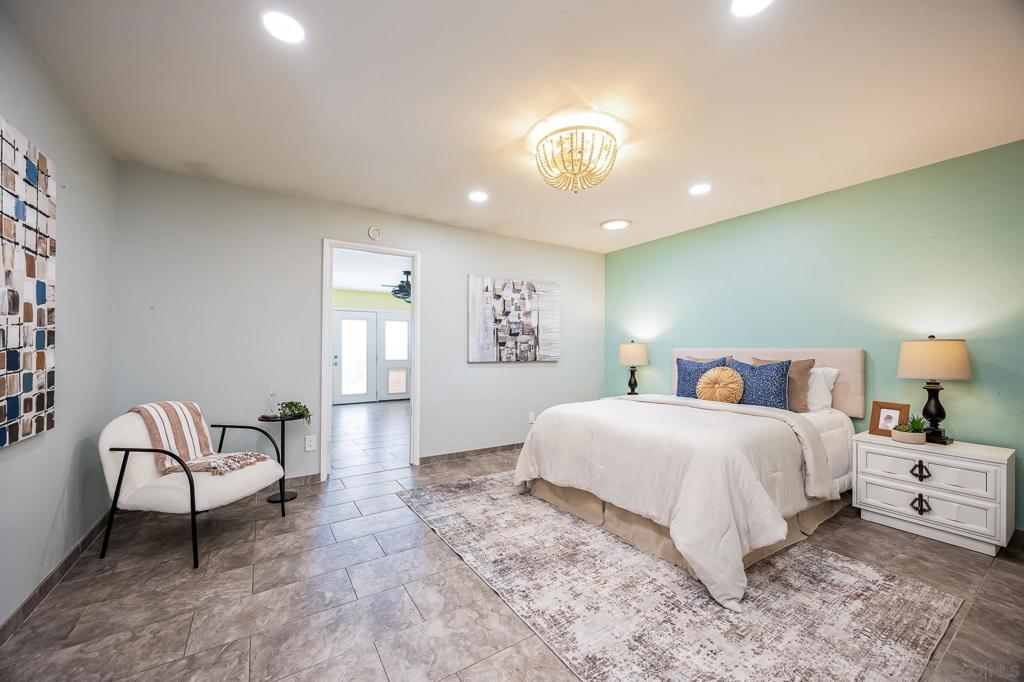 Lakeside - Residential
