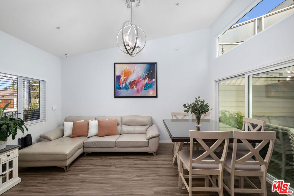 11377 Osborne Place 6