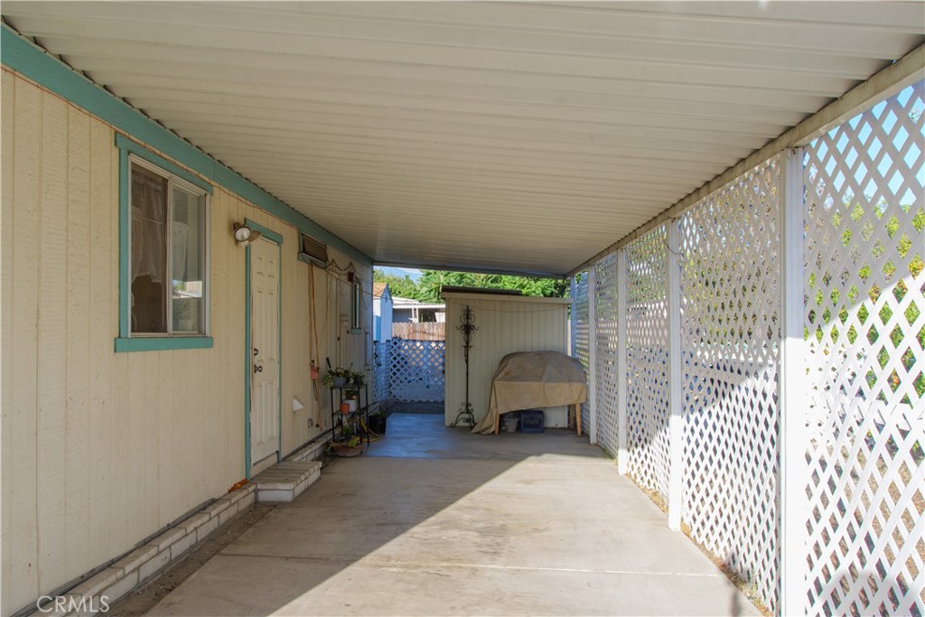 768 N Buena Vista