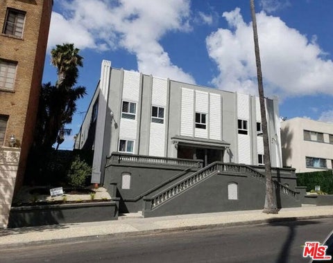 Photo of 747 S New Hampshire Avenue, Los Angeles, CA 90005 (MLS # 26993065)