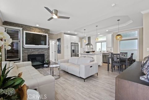 237 Plymouth Avenue Newport Beach CA 92660