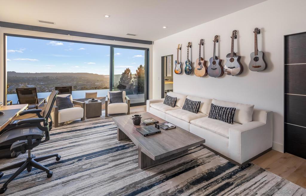La Costa - Residential