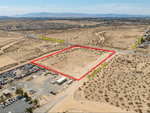 Photo of 1 Gas Line Road, Victorville, CA 92394 (MLS # PW26234426)
