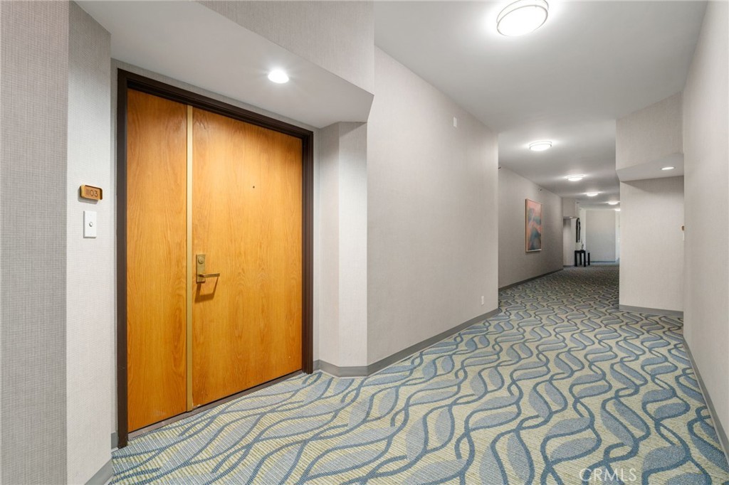 1310 E Ocean Boulevard 1103