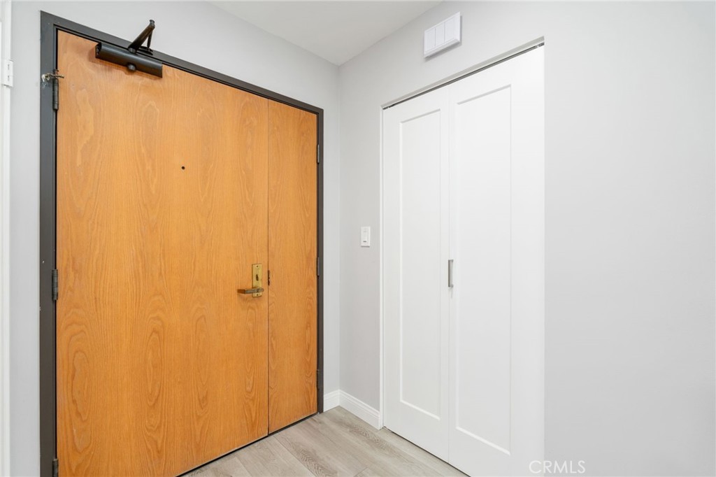 1310 E Ocean Boulevard 1103