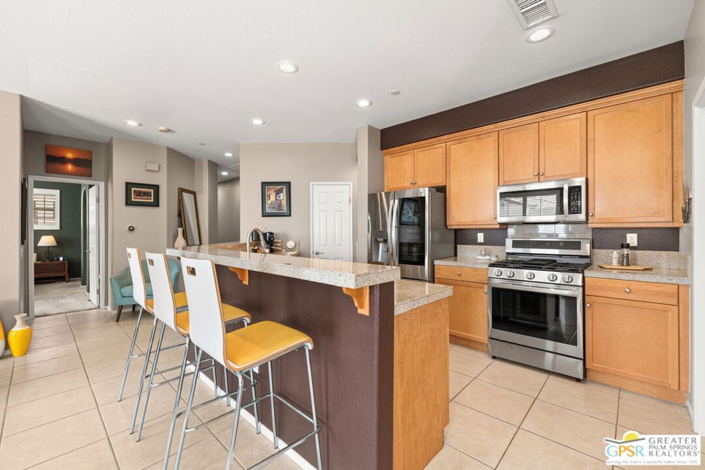1450 N Yermo Drive