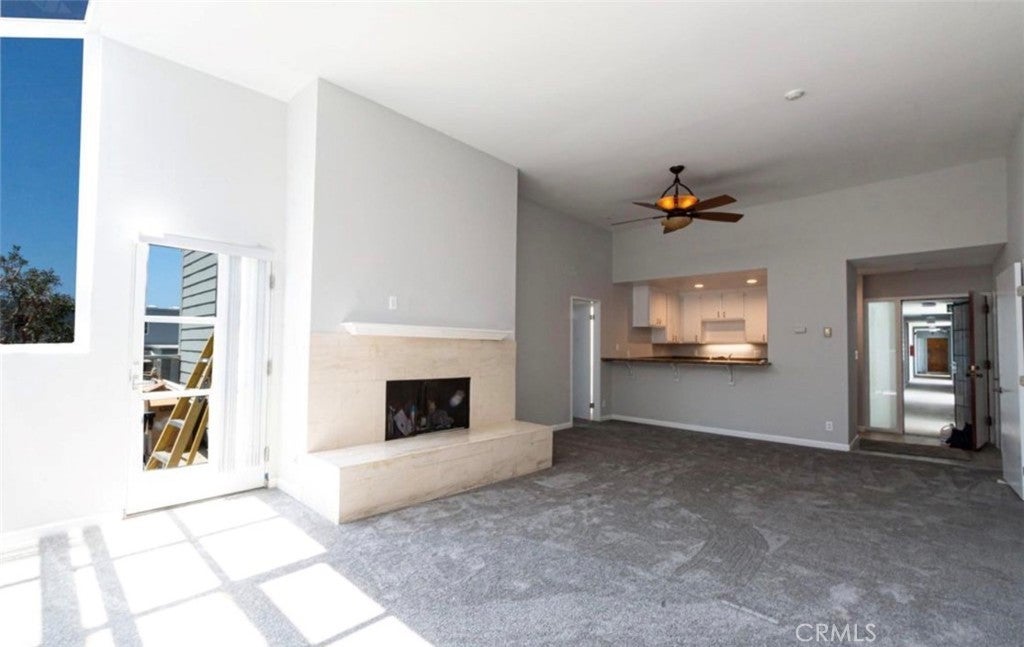210 The Village 305
