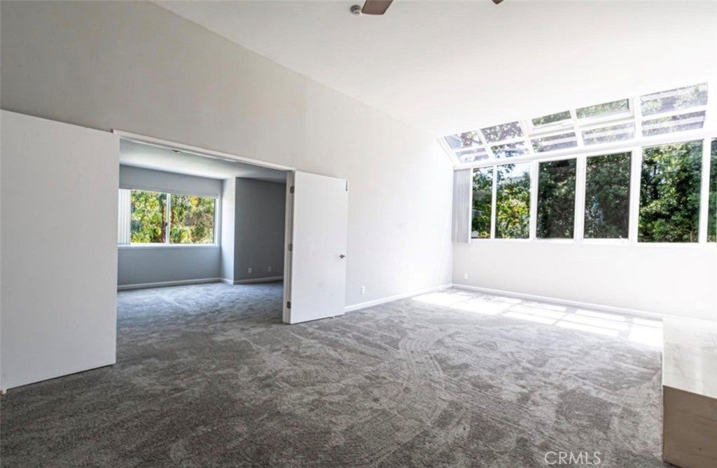 210 The Village 305