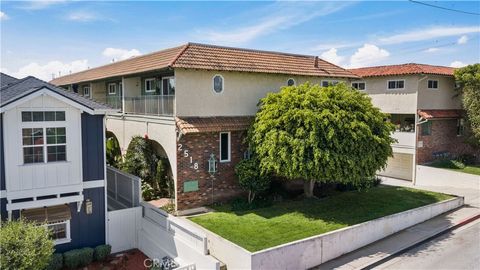 Photo of 2518 Curtis Avenue #3, Redondo Beach, CA 90278 (MLS # SB26075504)