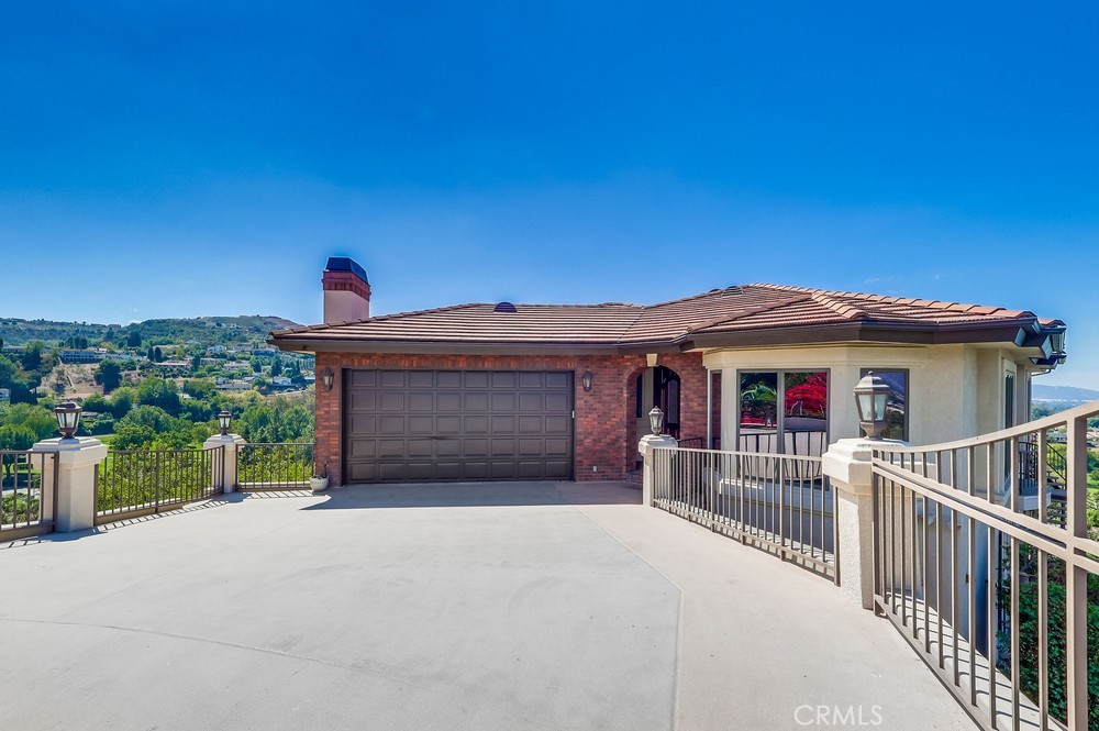2828 Far View Lane