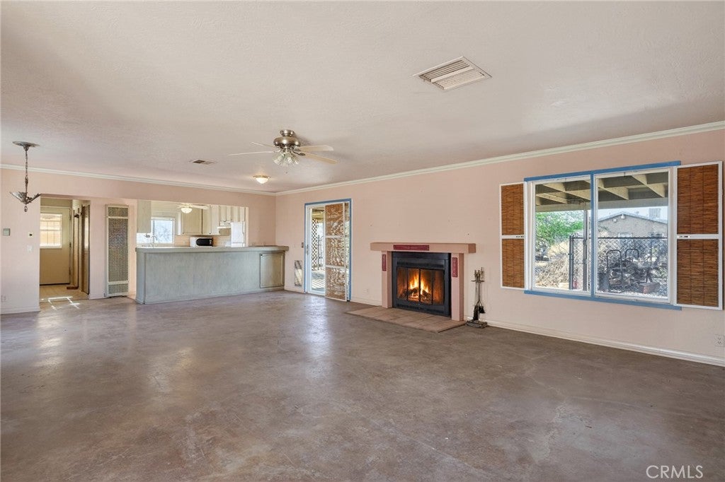 979 Old Woman Springs Road