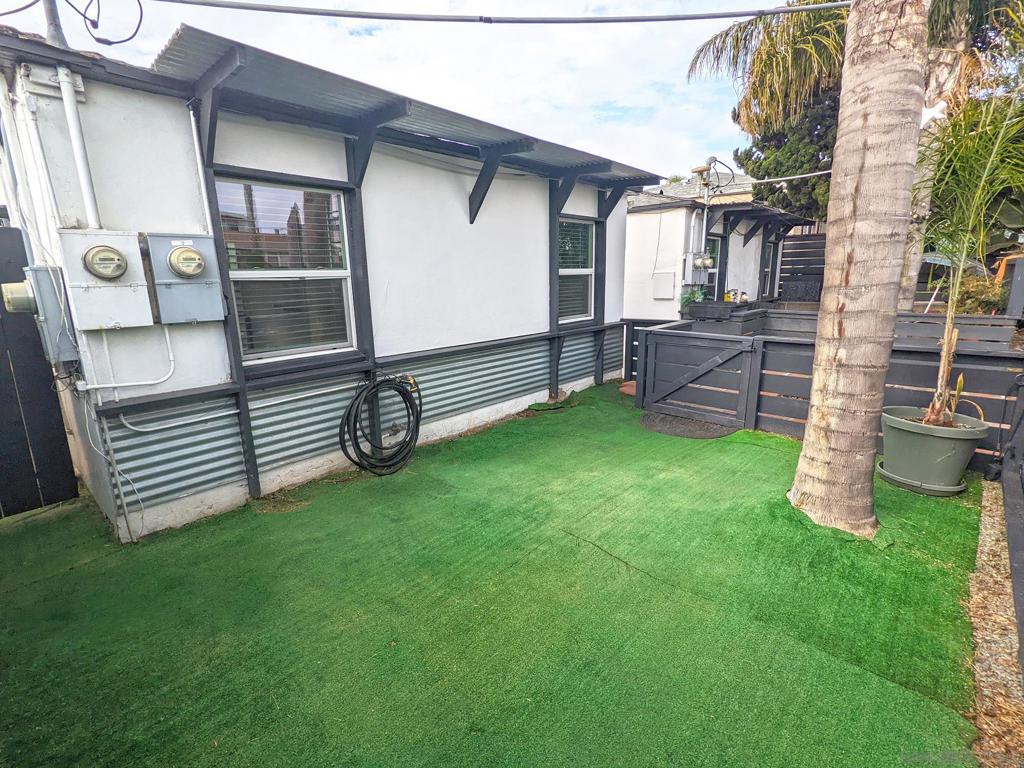 Live the beach life in PB! Now available, recently remodeled 2 BR / 1 BA apartment 2.5 blocks to the bay in Crown Point located on a quiet street. Off street parking, new kitchen, stainless steel appliances, granite countertops, ceiling fans w/ dimmable LED lighting, luxury vinyl plank flooring, remodeled bathroom, w/ a small side yard and exclusive use fully fenced front yard. On-site laundry. One off street parking space. One pet OK with approval. Water $38/person a month. First month & security required at move in.