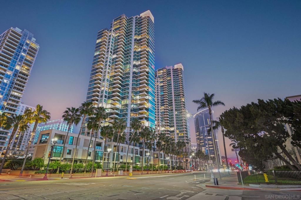 Photo of 1199 Pacific Hwy Hwy #1506, San Diego, CA 92101 (MLS # 260004975SD)