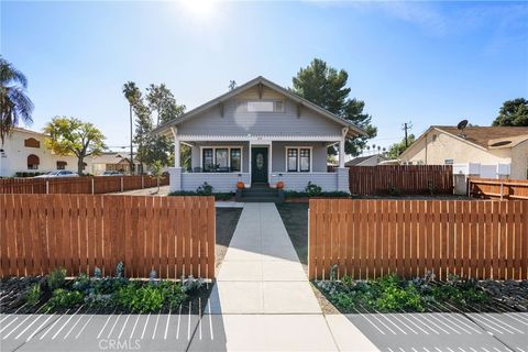529 E Latham Hemet CA 92543